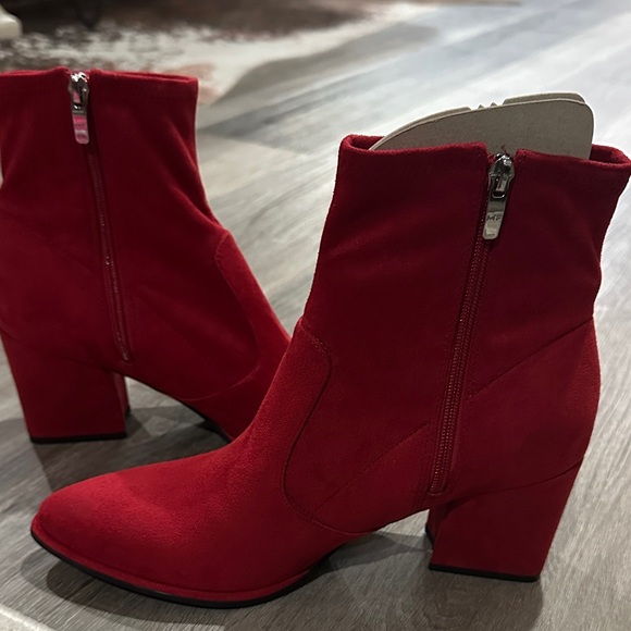 Marc Fisher Red Suede Boots 9.5 NWOB - Picture 4 of 9